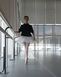 Fabulous Alena Grivnina Video In 2020 Dance Choreography Videos Ballet Photography Dance Choreography