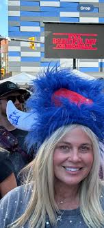 Lost signed water buffalo hat at MNF game in Buffalo