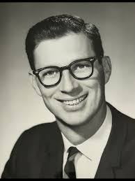 Julius Kahn Obituary