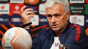 Mourinho verloor nooit Europese finale, maar vindt Sevilla favoriet 'op  basis van historie'