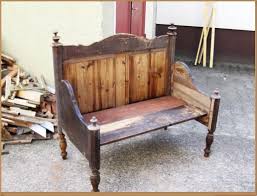Spannende Bank Vorm Bett Bank Aus Altem Bett Ideen Fr Zuhause Alte Betten Bett Ideen Altes Sofa