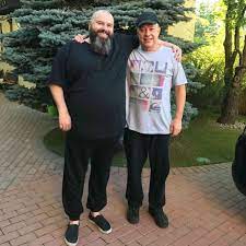 Рассказавший о своем похудении продюсер максим фадеев уверяет, что радикально постройнеть ему помог отказ от жирной пищи и завтраков. Maksim Fadeev Pohudel Na 40 Kilogrammov I Planiruet Sbrosit Eshe 30