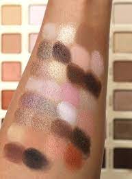 The too faced natural eye neutral eye shadow collection offers 9 coordinating eyeshadows aimed at creating a natural eye makeup look. Die Neue Too Faced Natural Love Palette Schonheitpflege Makeup Swatches Eye Makeup Makeup To Buy