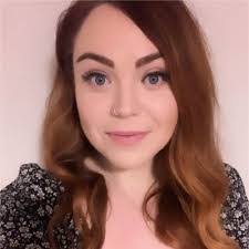 Natasha Everett's Instagram, Twitter & Facebook