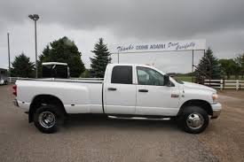 Dually is american slang for a pickup or other truck with dual wheels, i.e. 2009 Dodge 3500 Dually Truck Featherlite Horse And Livestock Trailers