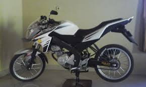 Lihat saja modifikasi vixion terbaru ini. Modifikasi Motor Vixion New Jari Jari Radea