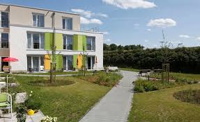 Garten in rüdersdorf bei berlin abzugeben. Haus Am Wiesengrund Berlin Spandau Berlin Staaken Seniorenheim Korian Bestens Umsorgt