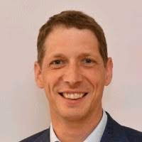 500+ "Árvay" profiles