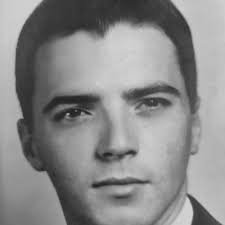 The Daily Courier Memorials and Obituaries