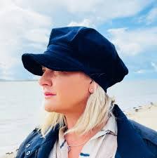 Lynette Coates's Instagram, Twitter & Facebook