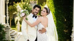 Fahriye evcen bebeği karan'ı paylaştı: Fahriye Evcen Ve Burak Ozcivit Bebek Bekliyor Magazin Haberleri