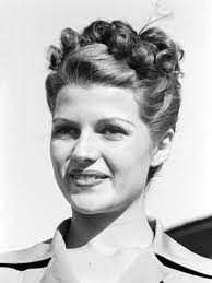 1940s short hair vintage pillow roller wet set! Five Precautions You Must Take Before Attending 1940s Short Hairstyles 1940s Short Hairstyles The World Tree Top