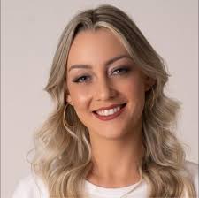 Amanda Jung Sant'Ana