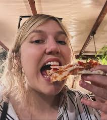 Look at the beautiful bride! I love pasta! Italy!