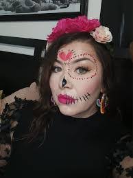 Veronica Reichert's Instagram, Twitter & Facebook