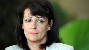 Team Hill v Team Arlett: The 'Pie's Call of the Card » Townsville Magpie