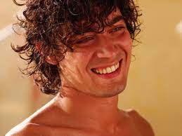 Riccardo Scamarcio Italian Actor Acts In Some Movies I Really Like If Ever Somebody Can Explain The Ending Of My Broth Celebrities Male Actors Movie Stars