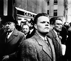 Loews Magazine Collecting Photography If You Don T Think Photography Is Worth Collecting You Re Missing The B William Klein Photographer Street Photography