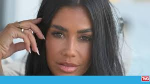 O casamento dramático de Ana Duarte, nova concorrente do Big Brother, com  uma conhecida celebridade portuguesa: "A minha família agarrou-me, porque  se calhar não estava aqui." Saiba quem é o homem que