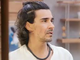 De jornalista para jornalista: Cynthia passa o bastão para Rachel na  paquera com André