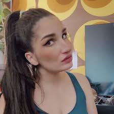 Bella vs Gigi vs Rihanna 💛💛