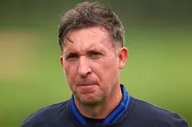 Diamonds sparkle against the sun