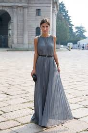 Las bodas de otoño ya están aquí y os surgirán muchas dudas: Invitadas Elegantes Y Con Vestido Largo Atodoconfetti Blog Vestidos Largos De Dia Vestido Largo Invitada Boda Vestidos Largos Para Boda