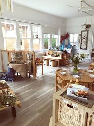The Natural Lighting Is A Great Way To Open Up The Classroom Eyfs Classroom Reggio Inspired Classrooms Montessori Classroom