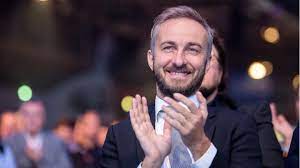 Sie wird die neue böhmermann mit „late night alter auf zdfneo! Jan Bohmermann Ab Herbst Mit Zdf Magazin Royale Zuruck Stern De