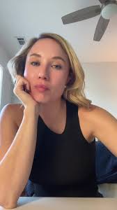 Savannah Washing Chicken