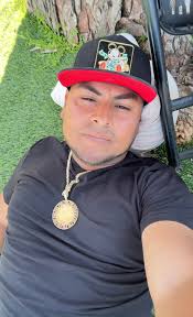 Sé que varios de los que hablan de mí en sus páginas falsas donde me  difaman andan espantados y no ayan ni dónde meterse por qué se ara justicia  con la ley y serán demandados muy prontito😱👊🏻