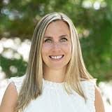 Jane Parenteau's Instagram, Twitter & Facebook