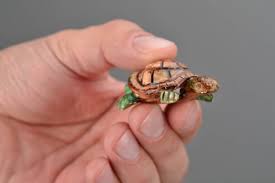 Resultado de imagen para tortugas de ceramica para bisuteria
