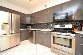 Great Modern Kitchen With Ceramic Tile Undermount Sink In Staten Island Ny Modern Kitchen Kitchen Kitchen Design