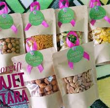 Semua ini ada kotak tersendiri. Doorgift Bajet Utara Facebook