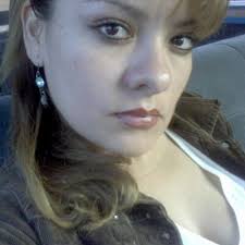 ana cedillo (@isiyen)