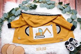 Im internet sind eine menge toller malvorlagen vorhanden, die man leicht modifizieren und danach in schablonen für applikationen transformieren kann. Applikationsvorlage Bagger