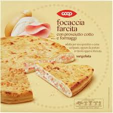 Una volta tiepida, tagliare a metà e farcire con la mortadella e il formaggio a fette. Focaccia Surgelata Prosciutto Cotto Grana Provolon Coop Coop Shop