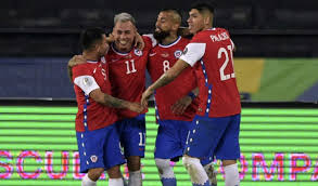 Los futbolistas gary medel y eduardo vargas fueron excluidos de la selección chilena tras ser sorprendidos en una discoteca en la madrugada de hoy, horas antes del reinicio de los trabajos para. Xjz9ravppj0jom