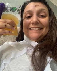 Kim Callaway's Instagram, Twitter & Facebook