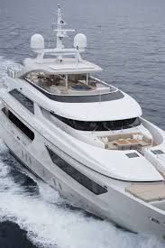 Sanlorenzo 46 Steel In 2020 Boat Boats Luxury Luxury Yachts