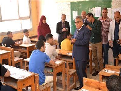 محافظ الدقهلية يتفقد لجان امتحانات الثانوية العامة ببلقاس | بوابة أخبار اليوم الإلكترونية