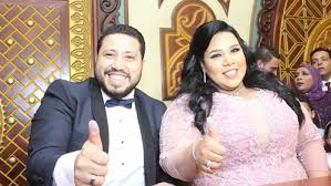 فقرة تقدمها سارة دندراوي حيث توجه 25 سؤالا للضيف وعليه أن يحيب على الأسئلة بسرعة، ضيفة هذه الفقرة الفنانة المصرية شيماء سيف. Ø§Ù„Ø¬Ù…Ø¹Ø© Ø­ÙÙ„ Ø²ÙØ§Ù Ø§Ù„ÙÙ†Ø§Ù†Ø© Ø´ÙŠÙ…Ø§Ø¡ Ø³ÙŠÙ ÙˆÙ…Ø­Ù…Ø¯ ÙƒØ§Ø±ØªØ± Ø±Ø£ÙŠ Ø§Ù„ÙŠÙˆÙ…