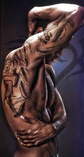 He scored his first leading role in the 2013 slasher flick texas chainsaw 3d. Pin On Eye Candy