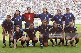 Argentinian Team Poses For Photographer Before The Argentina Nigeria Group F Match Of The First Round Of The 2002 Fifa World Cup Teams Argentina Argentina Team