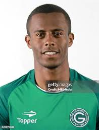 89 photos et images haute résolution de Eduardo Ferreira