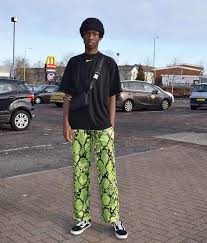 Calebfrempong Vbg Verbandbotanischergaerten Streetwear Style Mensfashion With Images Mens Fashion Summer Highsnobiety Fashion Streetwear Fashion