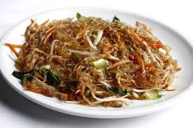 Spaghetti di riso con pollo e verdure. Pin On My Junkyard
