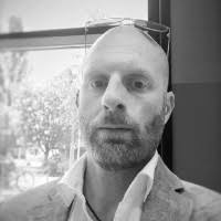 Robin Brack's Instagram, Twitter & Facebook