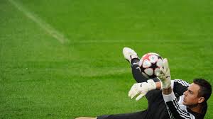 John benaglio is a leader in industry and has earned worldwide stature. Benaglio Rewarded By Wolfsburg Uefa Champions League Uefa Com